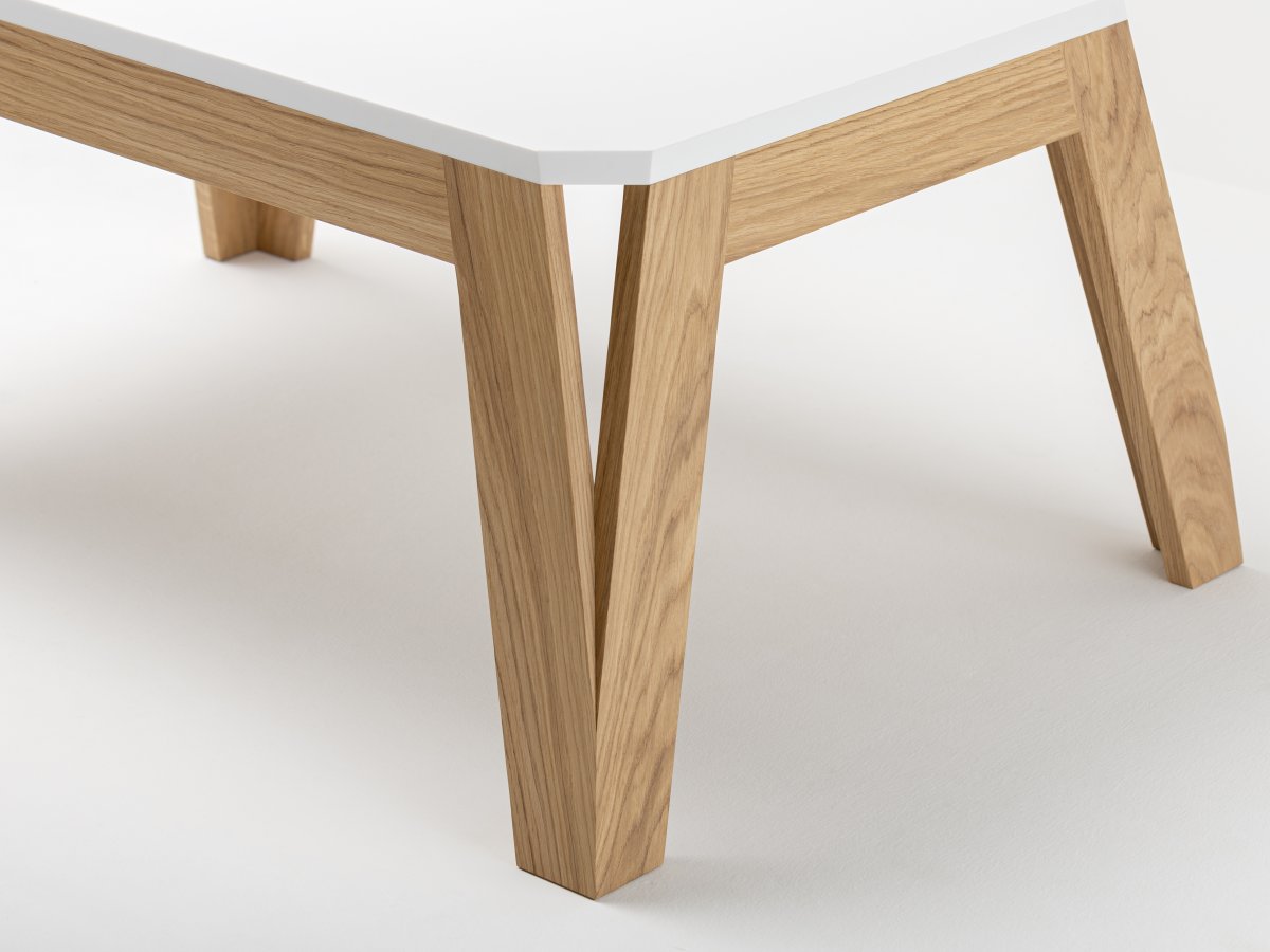 Table basse MéliMélo en chêne et résine - Fabrication artisanale d'une table basse