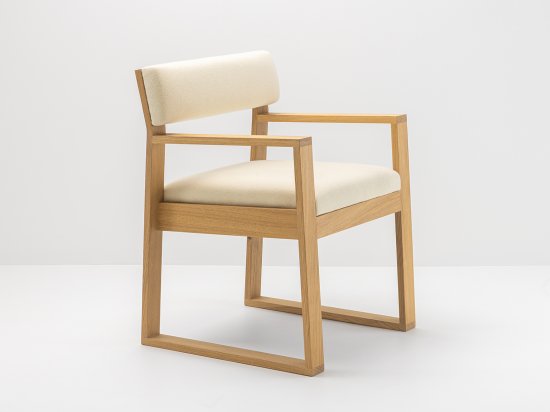 Chaise Aix en chêne et tissus Arpin ® - Design et fabrication 100% française