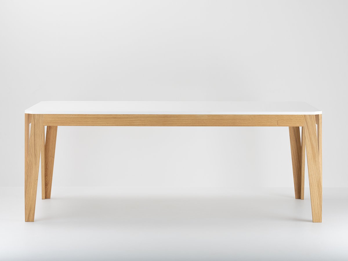 Table de salleà manger en bois de chêne alliant bois et résine - MéliMélo