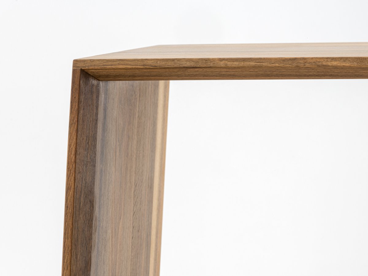 Table d'appoint design en bois massif - Anouk 